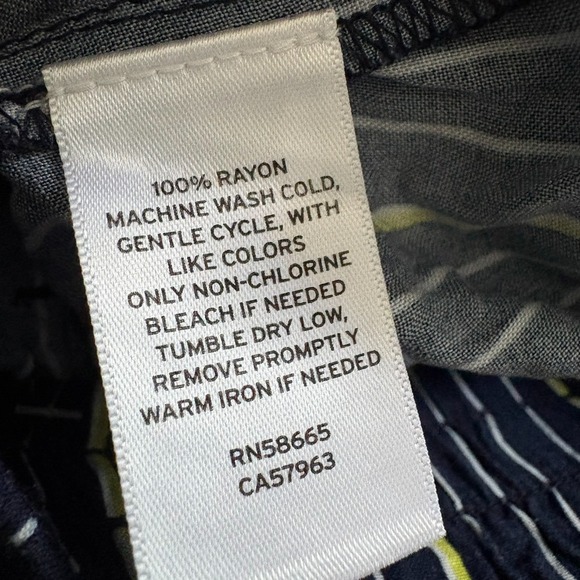 BP. The Label Nordstrom Striped womens Shorts Navy Yellow White 3X Elastic Waist - Picture 9 of 14